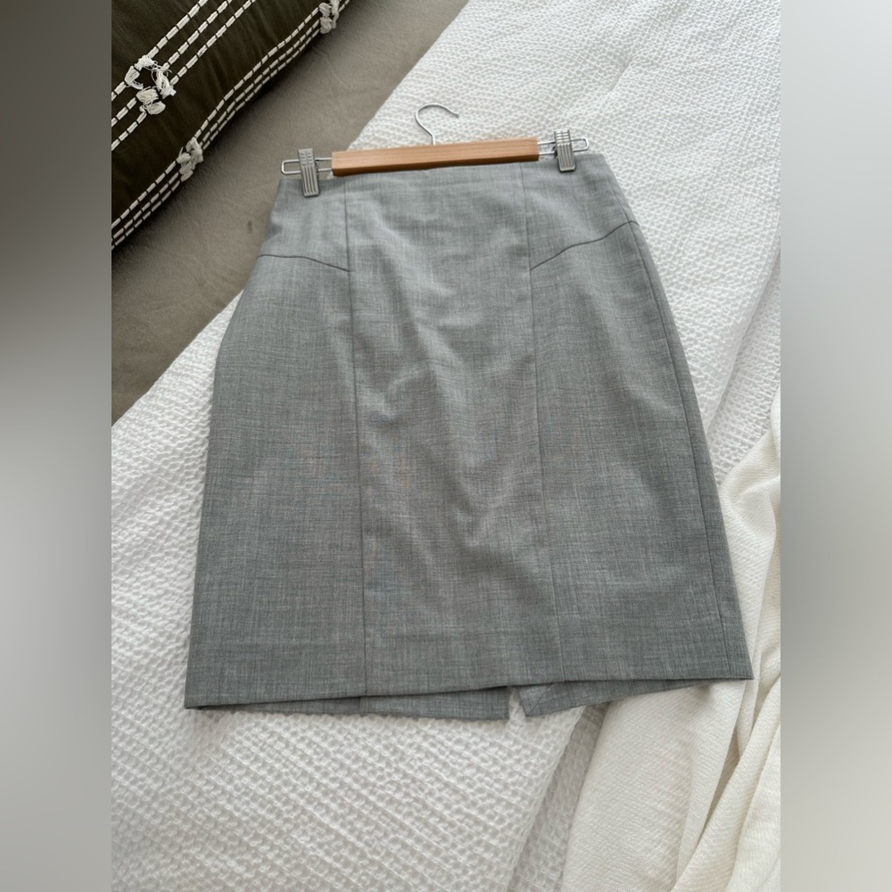 *SOLD* The Limited - Pencil Skirt